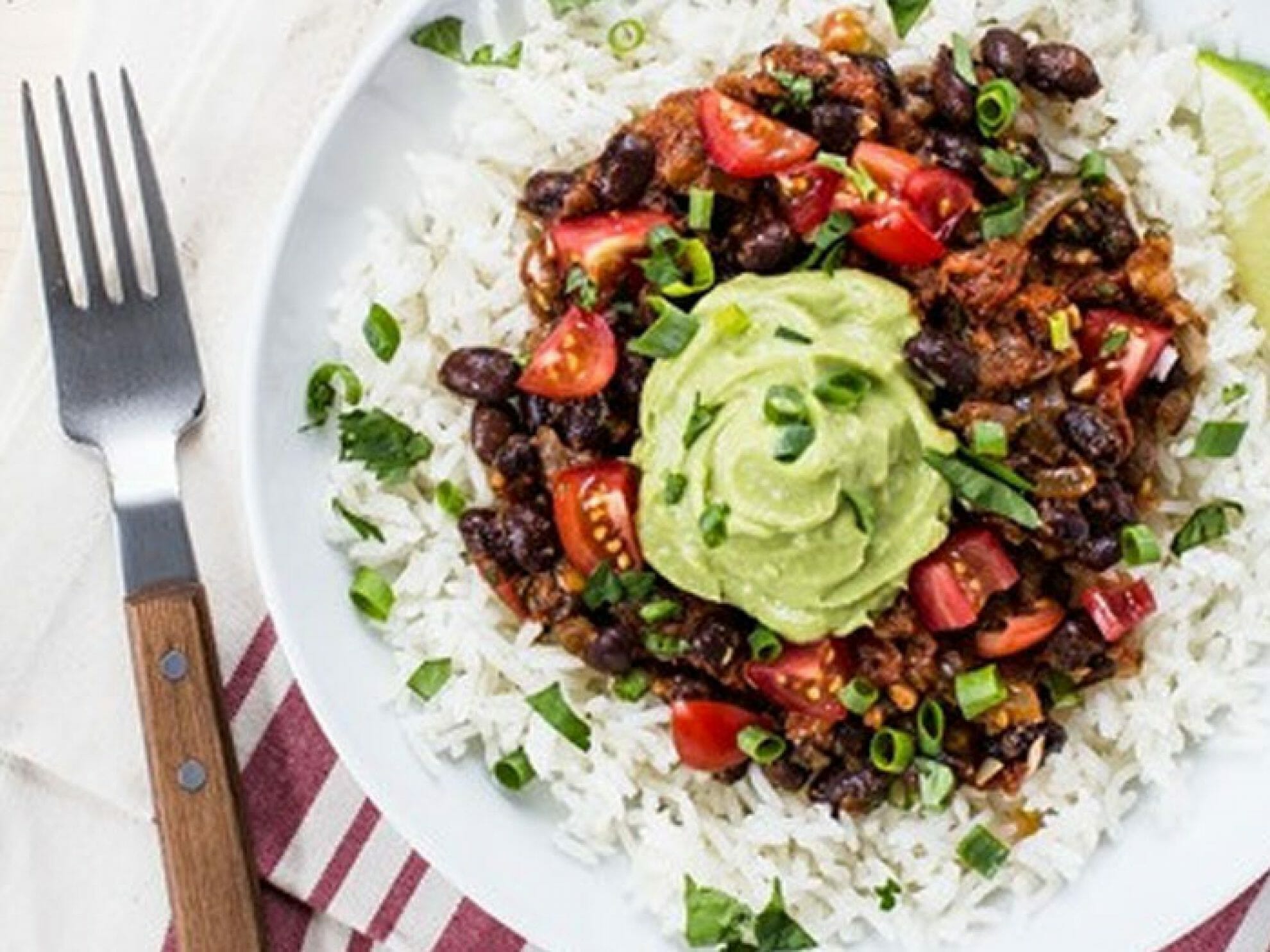 25 Best Mexican Appetizers (with recipes) To Spice Up Your Dinner